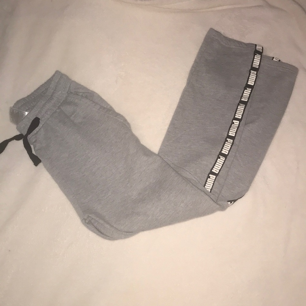 PUMA joggers/sweats